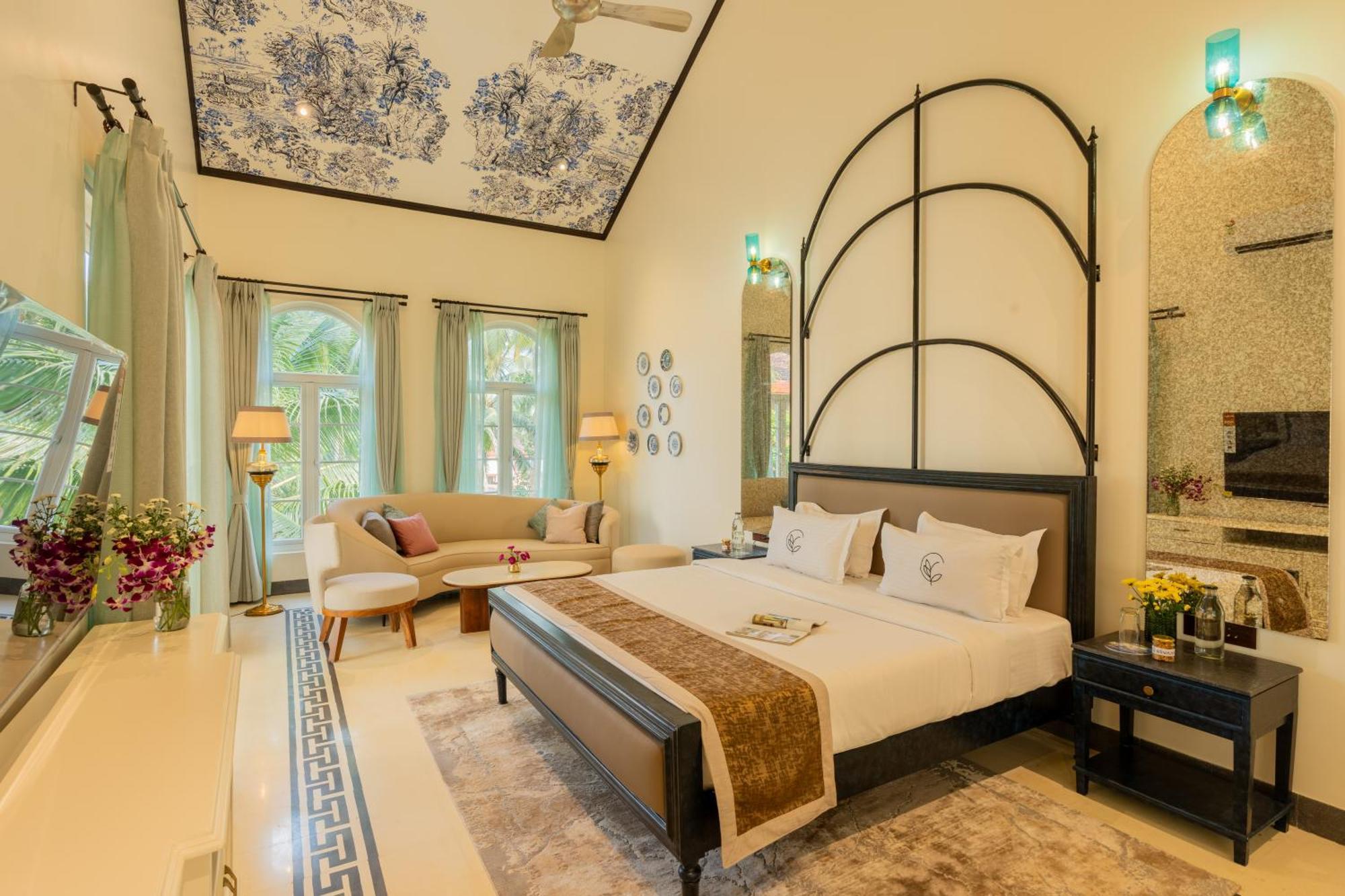 Elivaas 4 Bhk Villa With Pvt Pool & Jacuzzi-Yashgeet Siolim Exterior photo