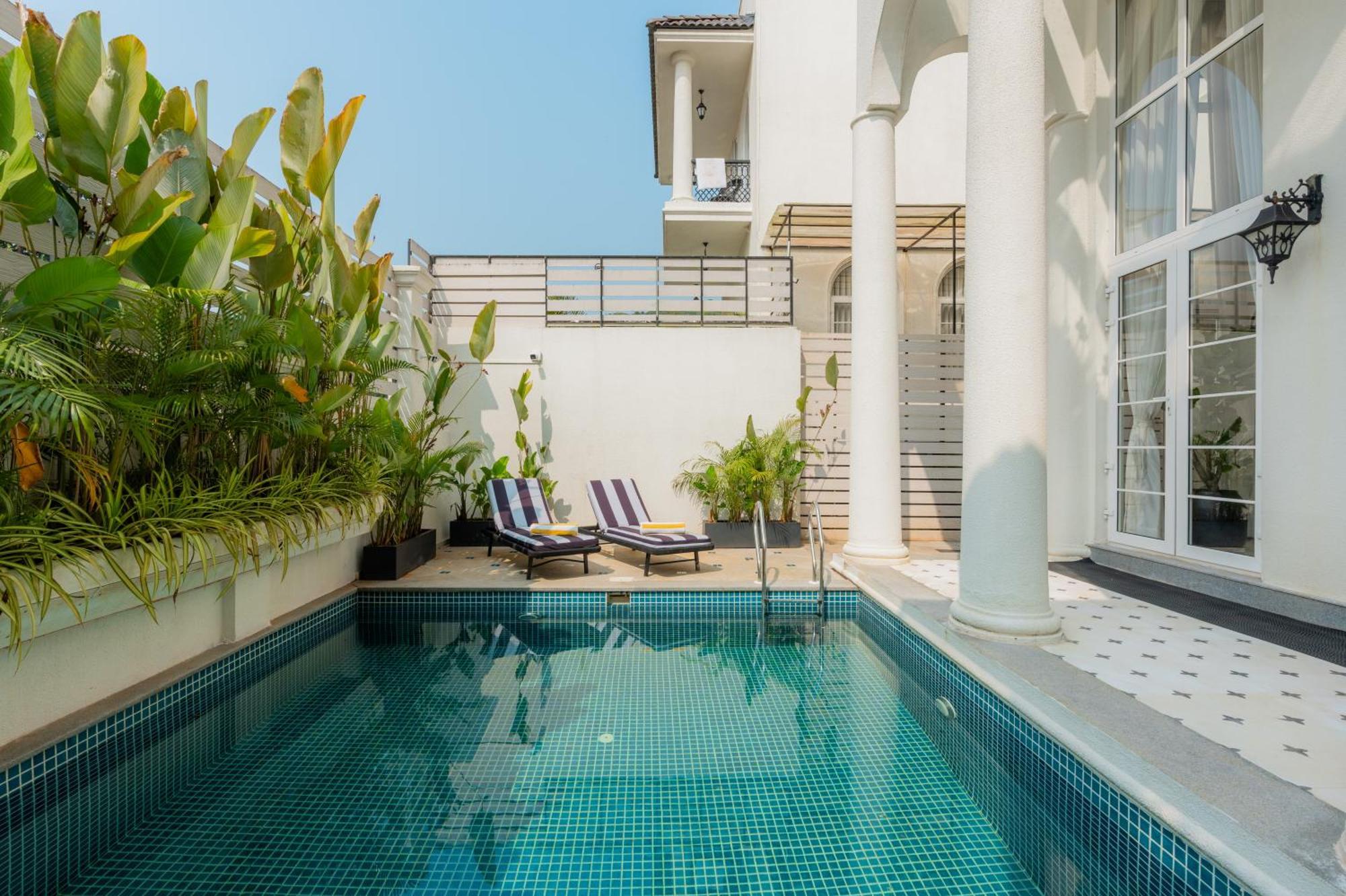 Elivaas 4 Bhk Villa With Pvt Pool & Jacuzzi-Yashgeet Siolim Exterior photo